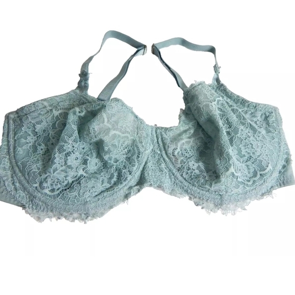 Victoria's Secret Push Up Without Padding Bra - Picture 1 of 3